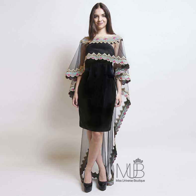 Shahla Geometric Embroidery Black Top